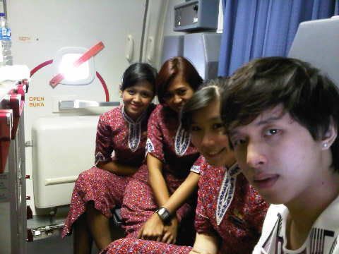 foto nakal dan paling narsis pramugari lion air paling baru di tahun 2012