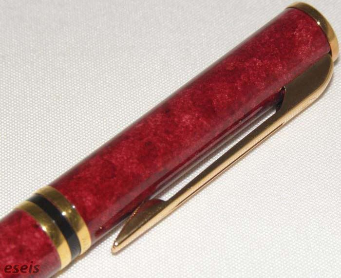 Ołówek czerwony marmurek klips