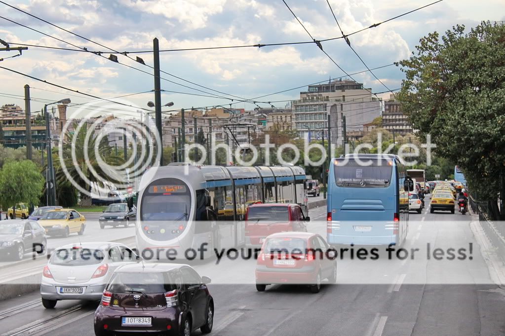 http://i946.photobucket.com/albums/ad302/Tanmel0809/24%20hours%20in%20Athens/5IMG_5037_.jpg