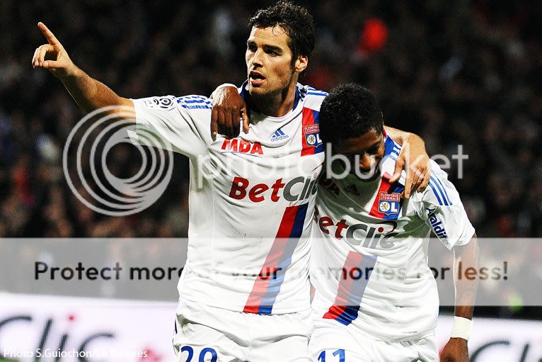 http://i946.photobucket.com/albums/ad307/amandine69/Yoann%20Gourcuff/24851.jpg