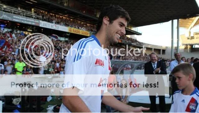 http://i946.photobucket.com/albums/ad307/amandine69/Yoann%20Gourcuff/4.jpg