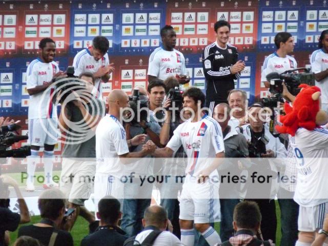 http://i946.photobucket.com/albums/ad307/amandine69/Yoann%20Gourcuff/485905P1050331.jpg